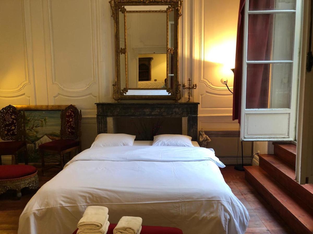 Cosy Appartement In Old City Center Bordeaux Exteriör bild