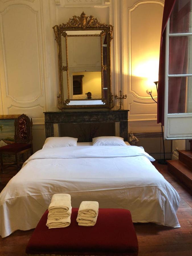 Cosy Appartement In Old City Center Bordeaux Exteriör bild
